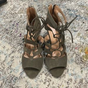 Crown Vintage Suede Julene Gladiator Wedge Sz 8.5